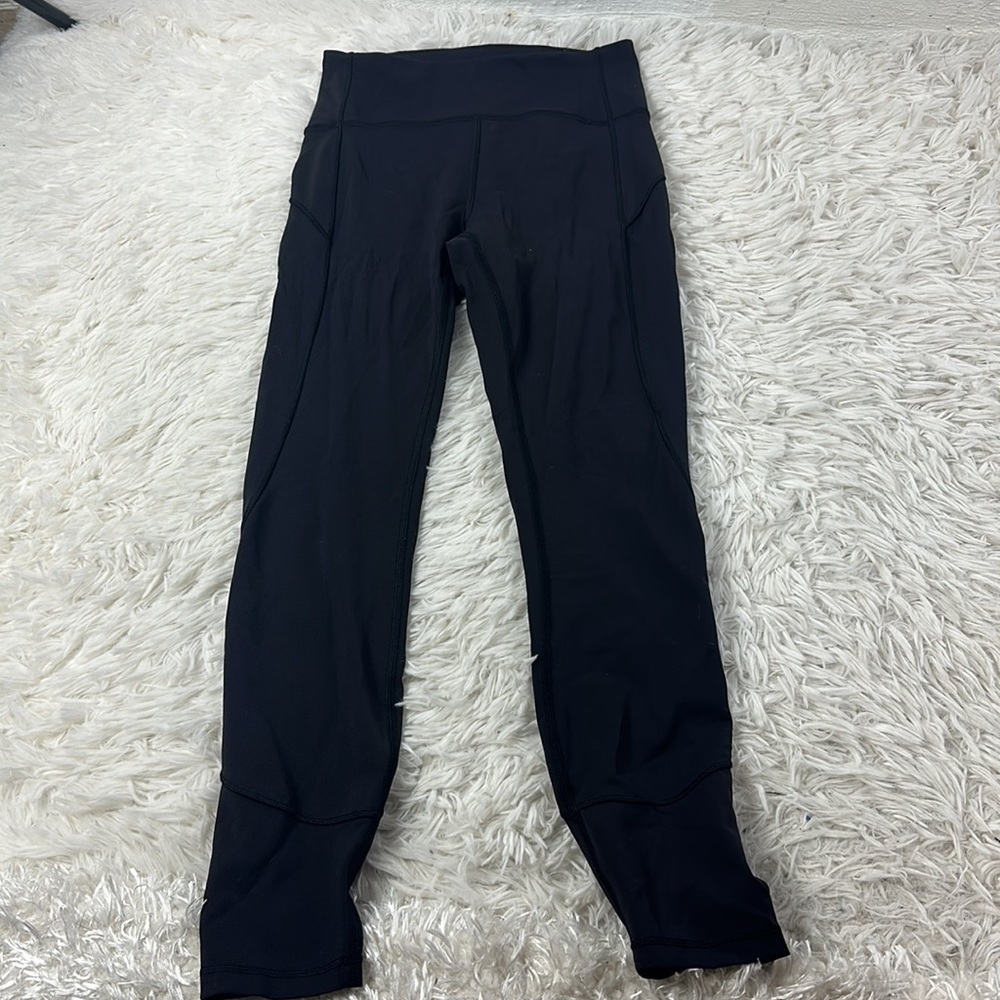 Lululemon In Movement Tight 25" *Everlux Black